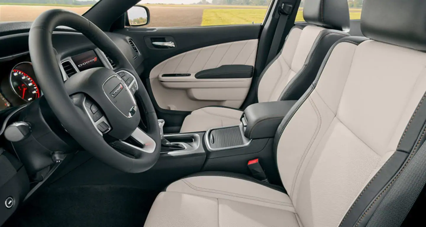 2019 Dodge Charger RT Leather Front Interior